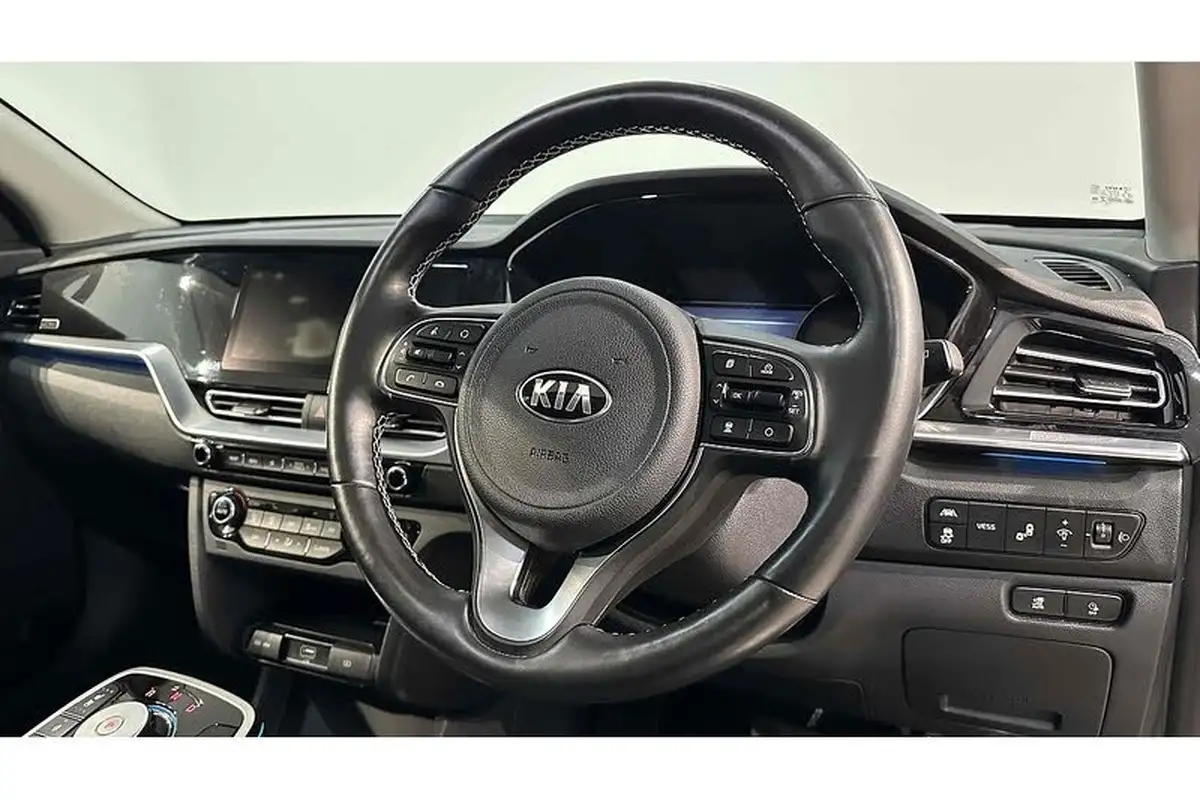 2021-kia-e-niro-ev-4-big-30