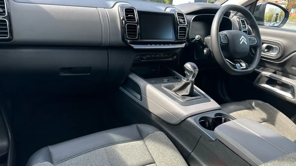 2021-citroen-c5-aircross-12-puretech-shine-big-11