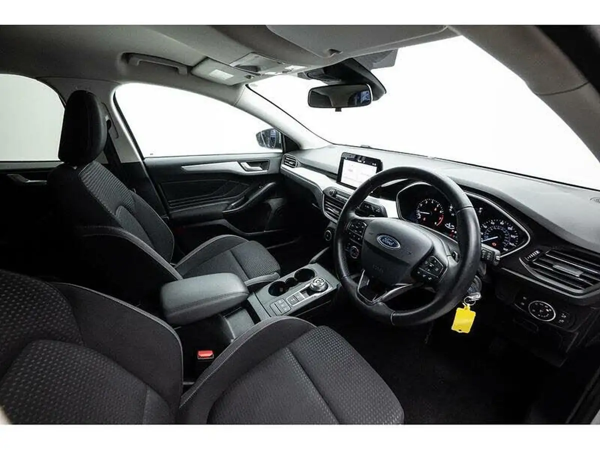 2019-ford-focus-10t-zetec-125ps-ss-hatchback-auto-big-20