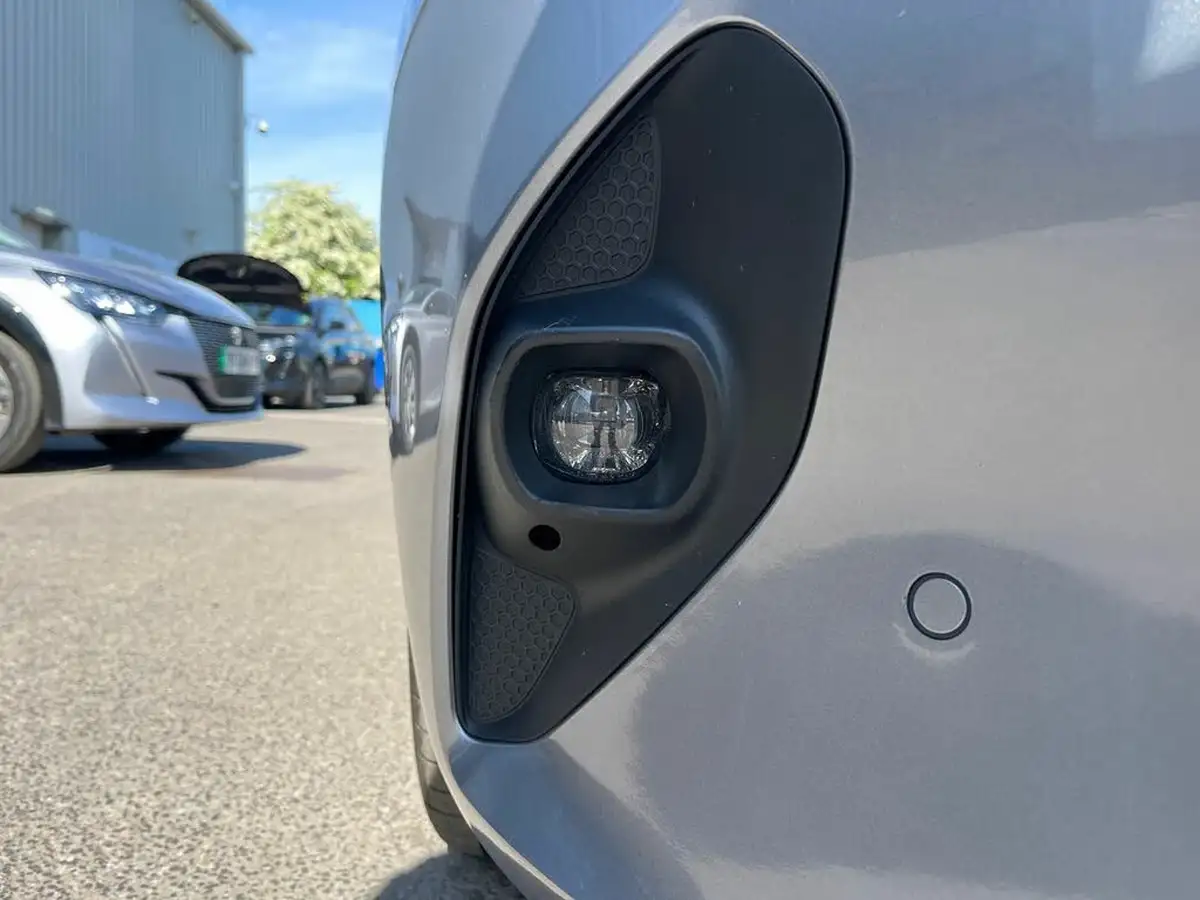 2021-vauxhall-corsa-12-turbo-elite-nav-premium-big-19