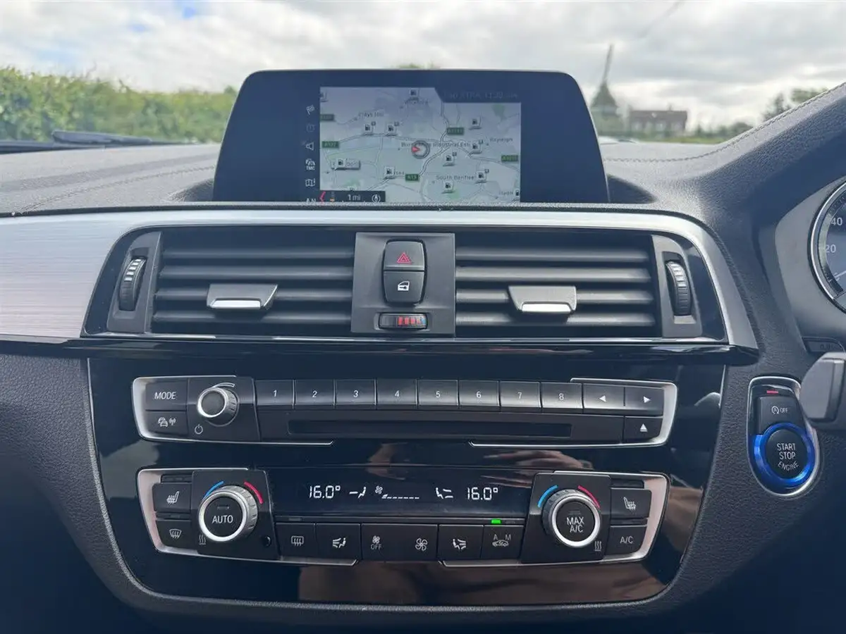 2019-bmw-1-series-30-m140i-shadow-edition-5d-big-7