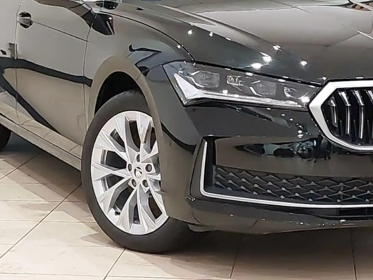 2024-skoda-superb-15-tsi-e-tec-se-l-hatchback-big-8