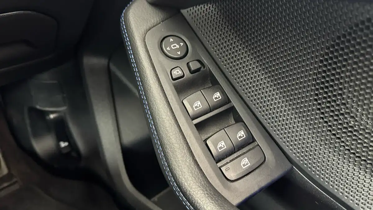 2022-bmw-1-series-15-118i-m-sport-lcp-big-20