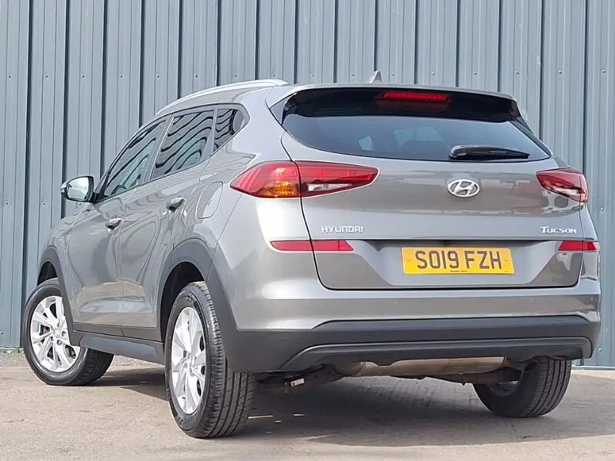 2019-hyundai-tucson-16-gdi-se-nav-big-1