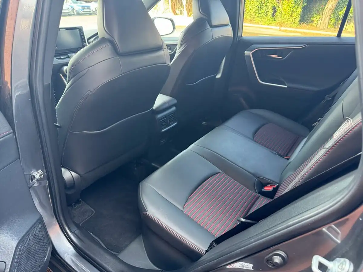 2022-toyota-rav4-25-vvt-i-dynamic-302bhp-plug-in-big-15