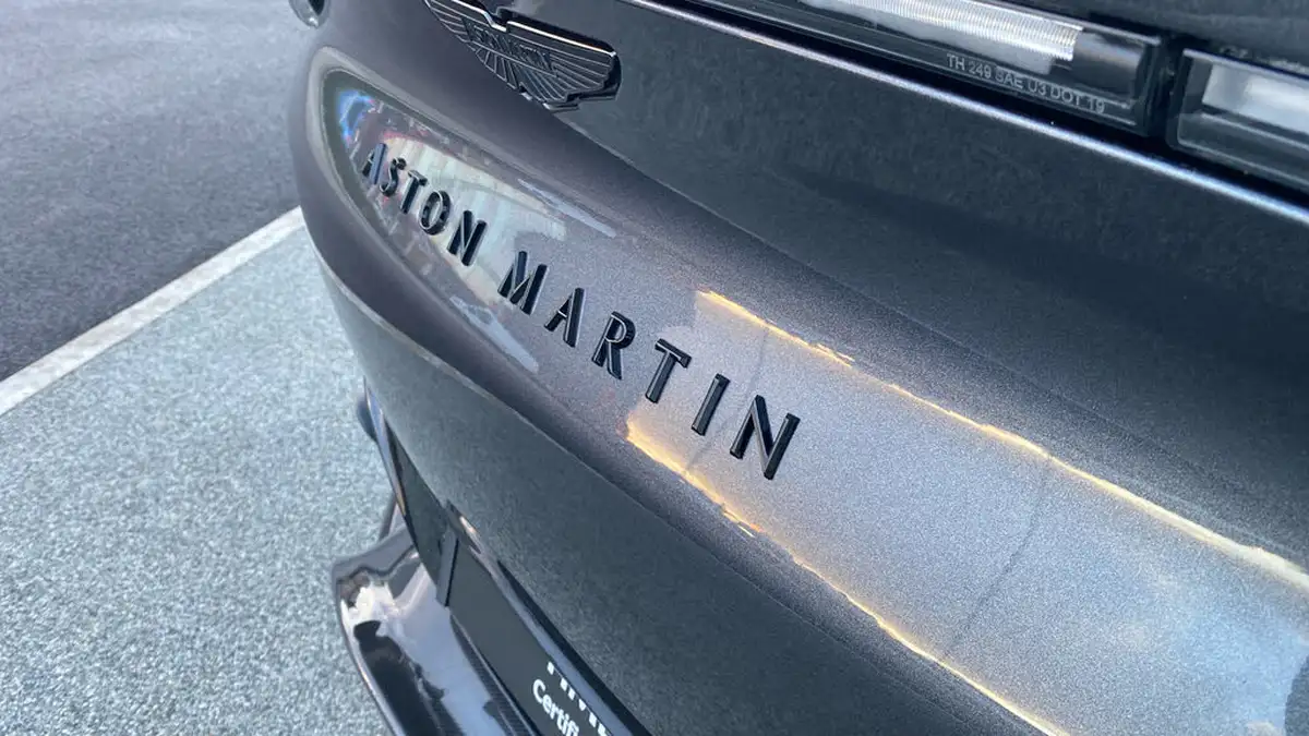 2024-aston-martin-dbx-40-v8-big-7