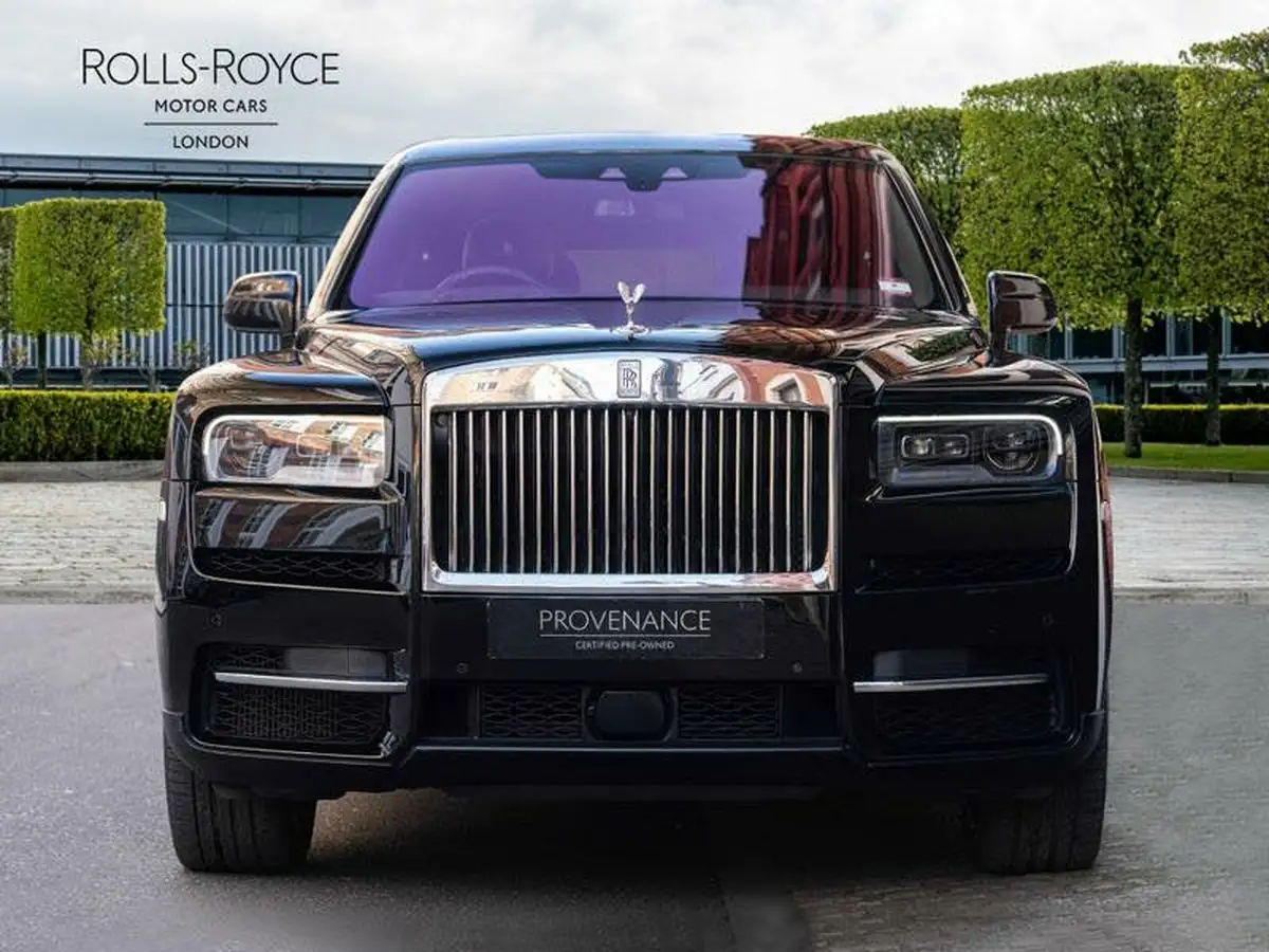 2024-rolls-royce-cullinan-675-big-4