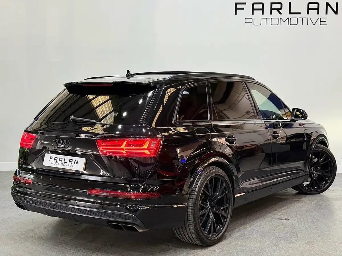 2017-audi-sq7-40bitdi-v8-big-3