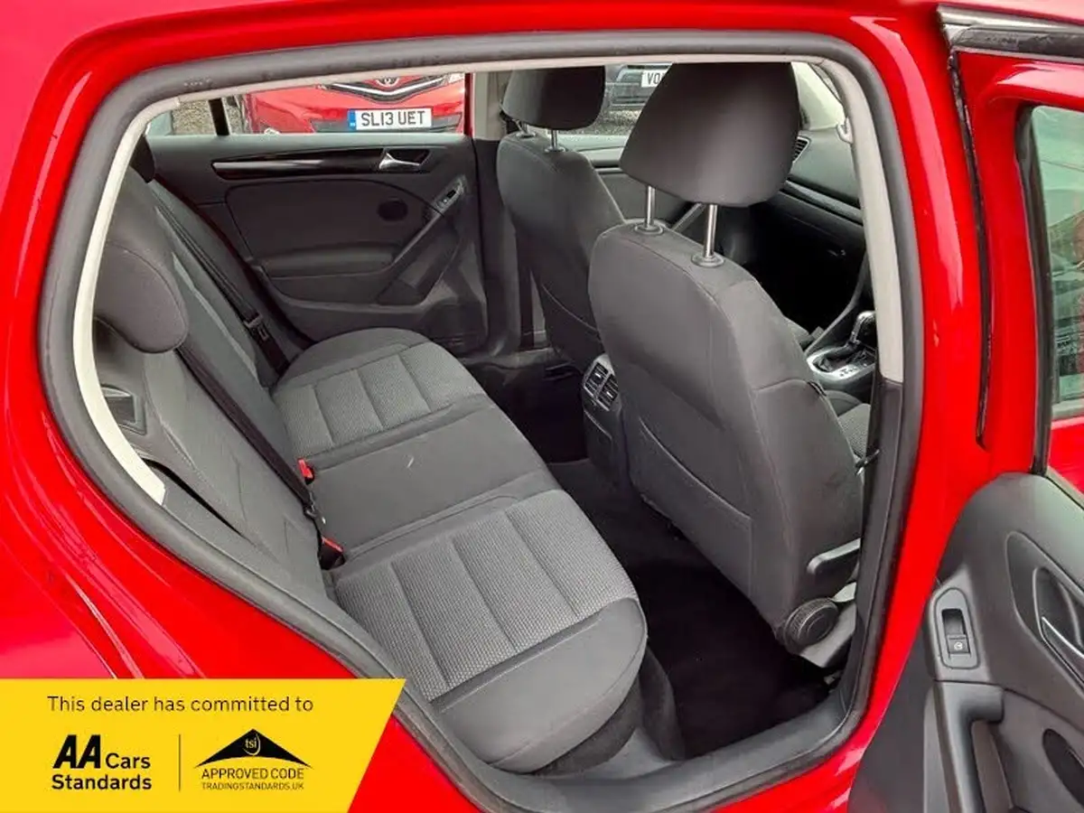 2012-volkswagen-golf-14-match-5d-dsg-big-16