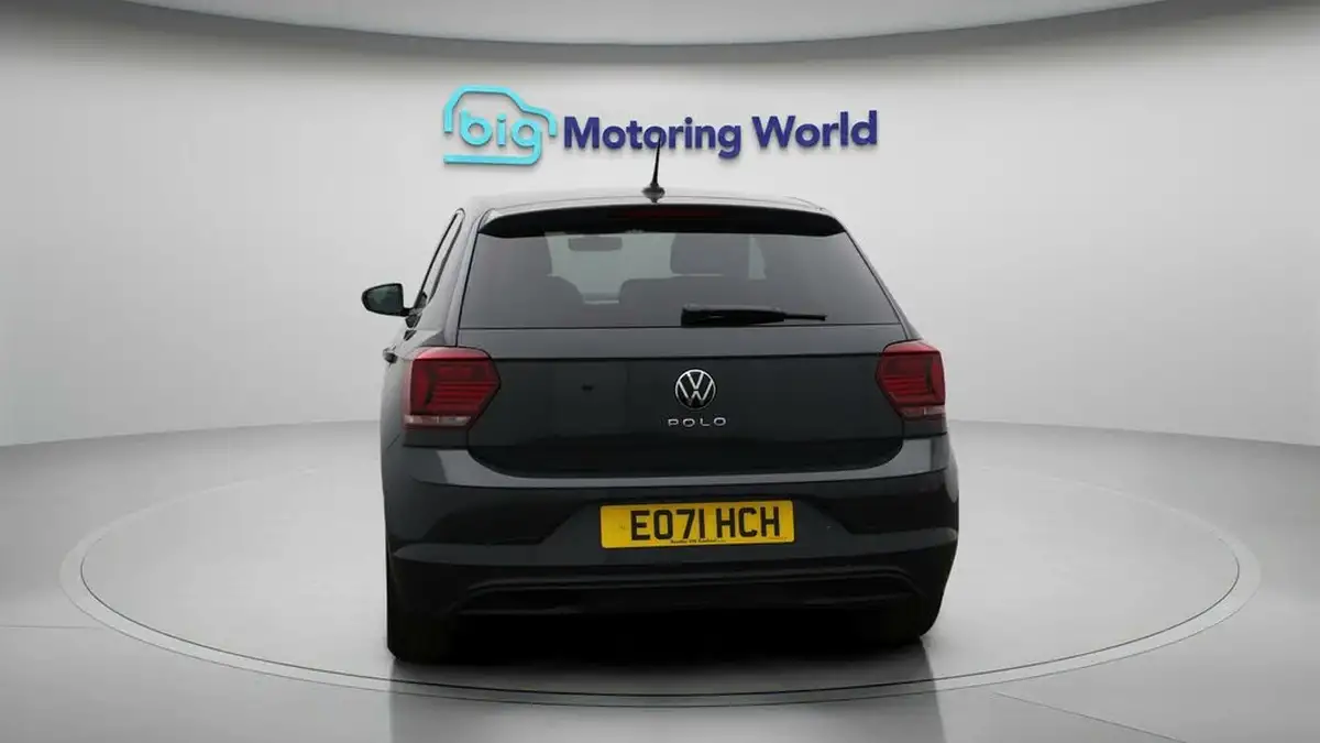 2021-volkswagen-polo-10-tsi-active-dsg-big-6