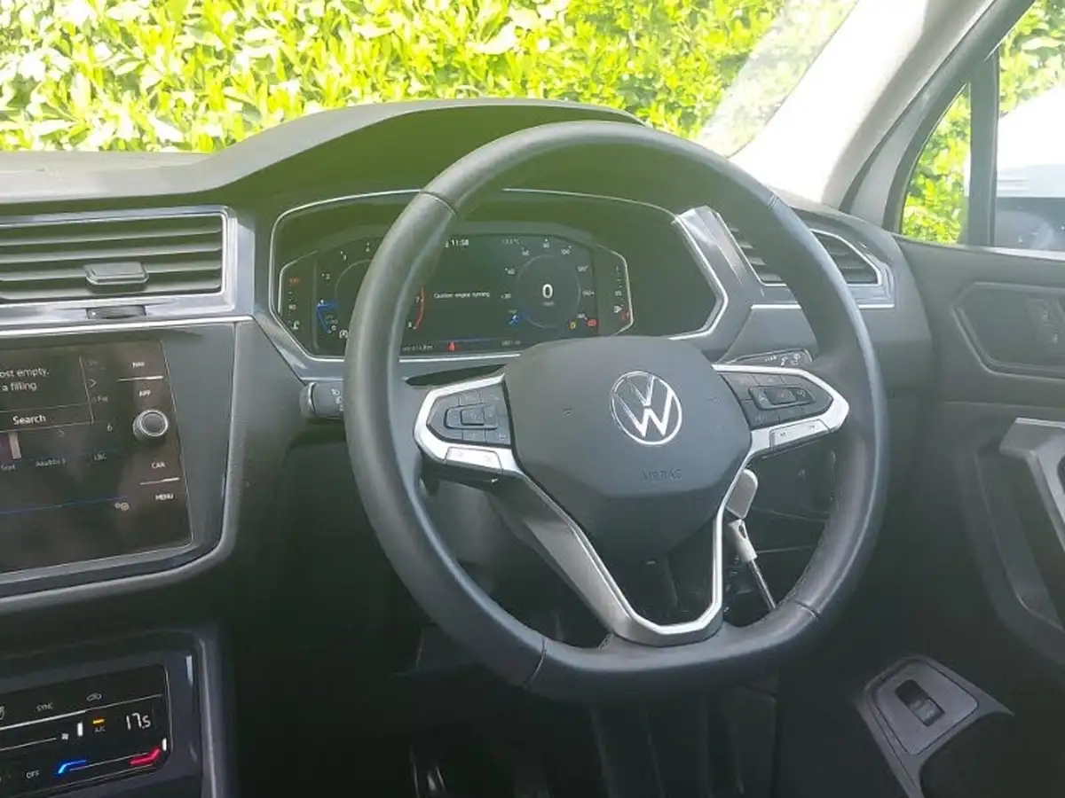 2024-volkswagen-tiguan-allspace-15-tsi-life-dsg-big-10