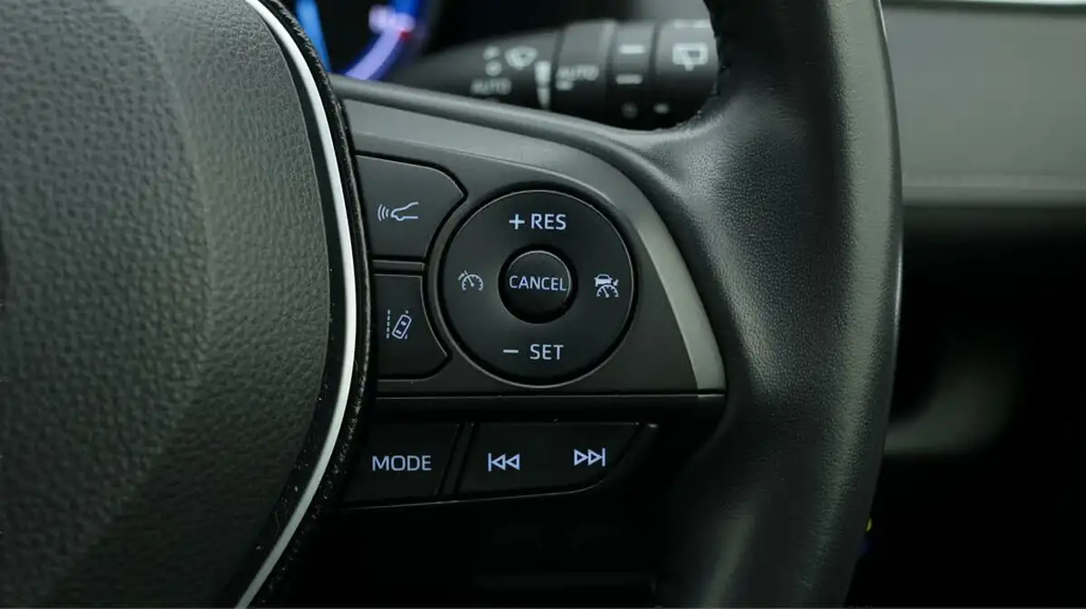 2020-toyota-rav4-25-vvt-i-icon-big-26