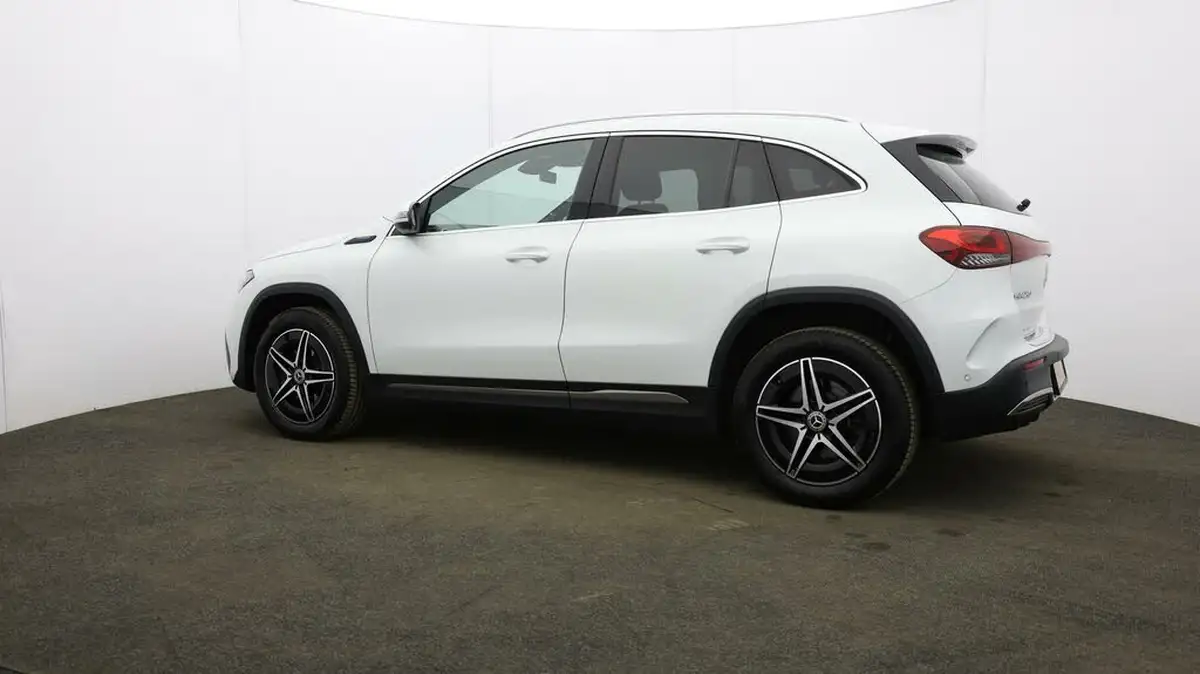 2021-mercedes-benz-eqa-e-eqa-250-amg-line-big-44