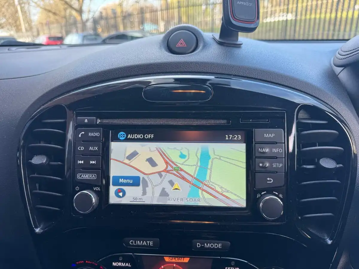 2016-nissan-juke-12-dig-t-n-connecta-ss-big-23