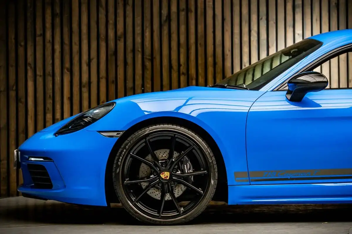 2022-porsche-cayman-718-20-cayman-t-pdk-big-8