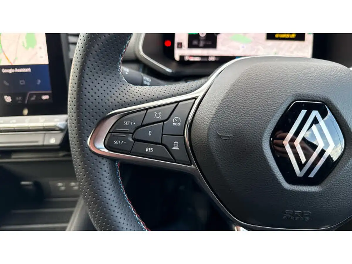 2025-renault-captur-16-esprit-alpine-big-33