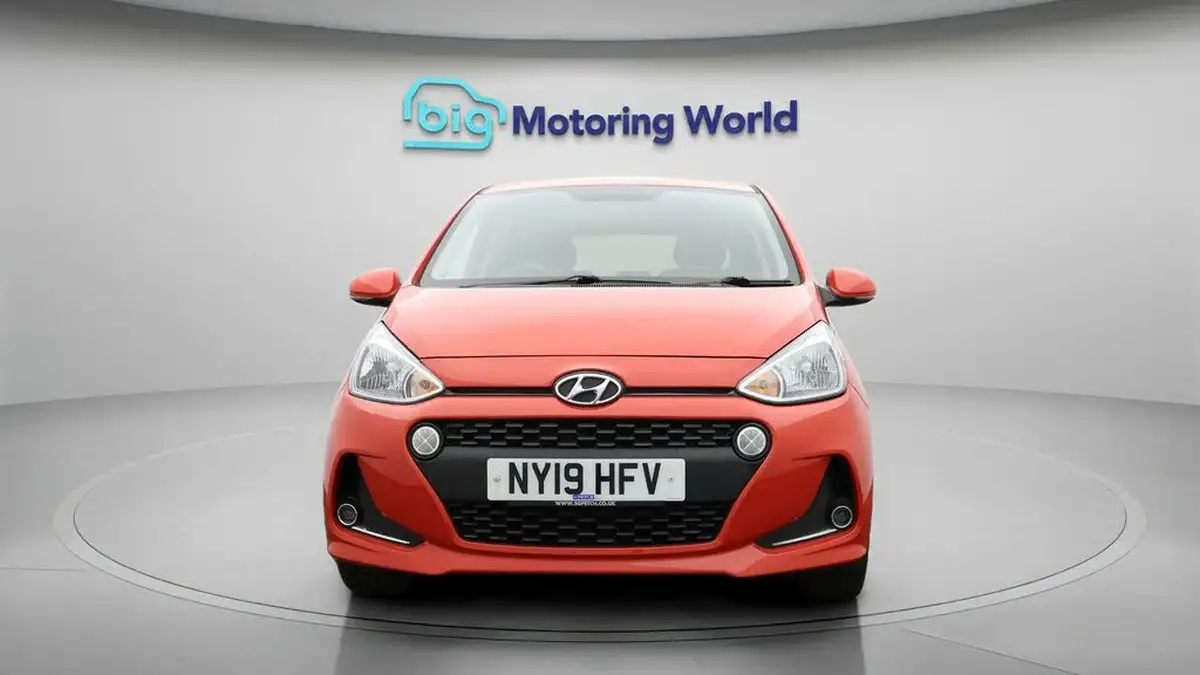 2019-hyundai-i10-12-premium-se-big-1