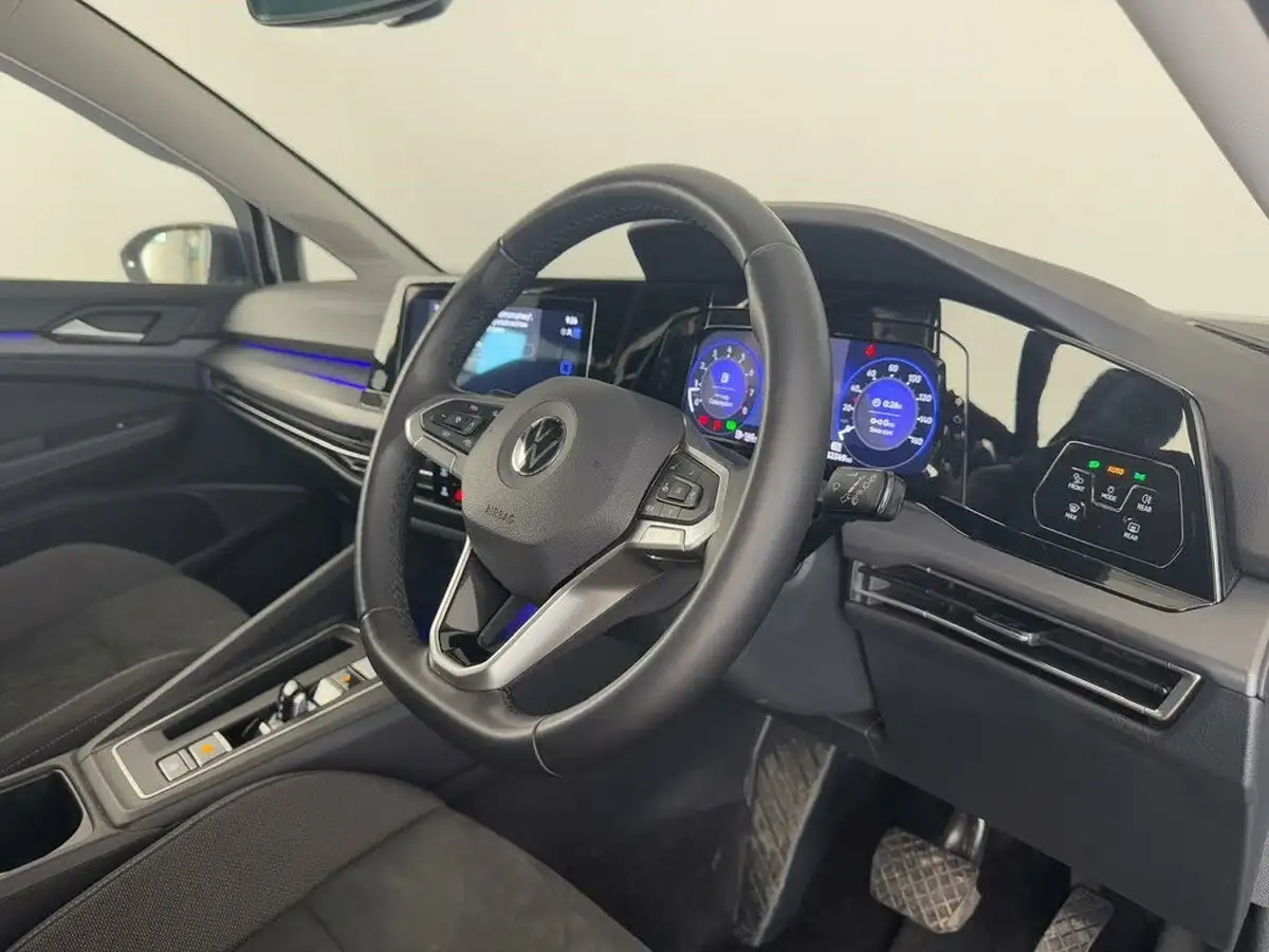 2021-volkswagen-golf-15-etsi-style-150ps-hatchback-big-20