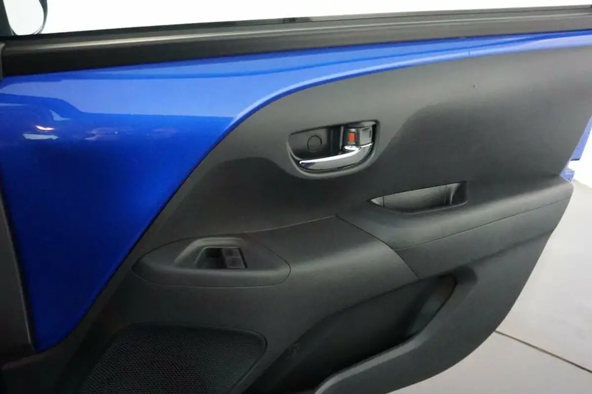 2019-citroen-c1-10-vti-flair-72ps-ss-5d-big-17