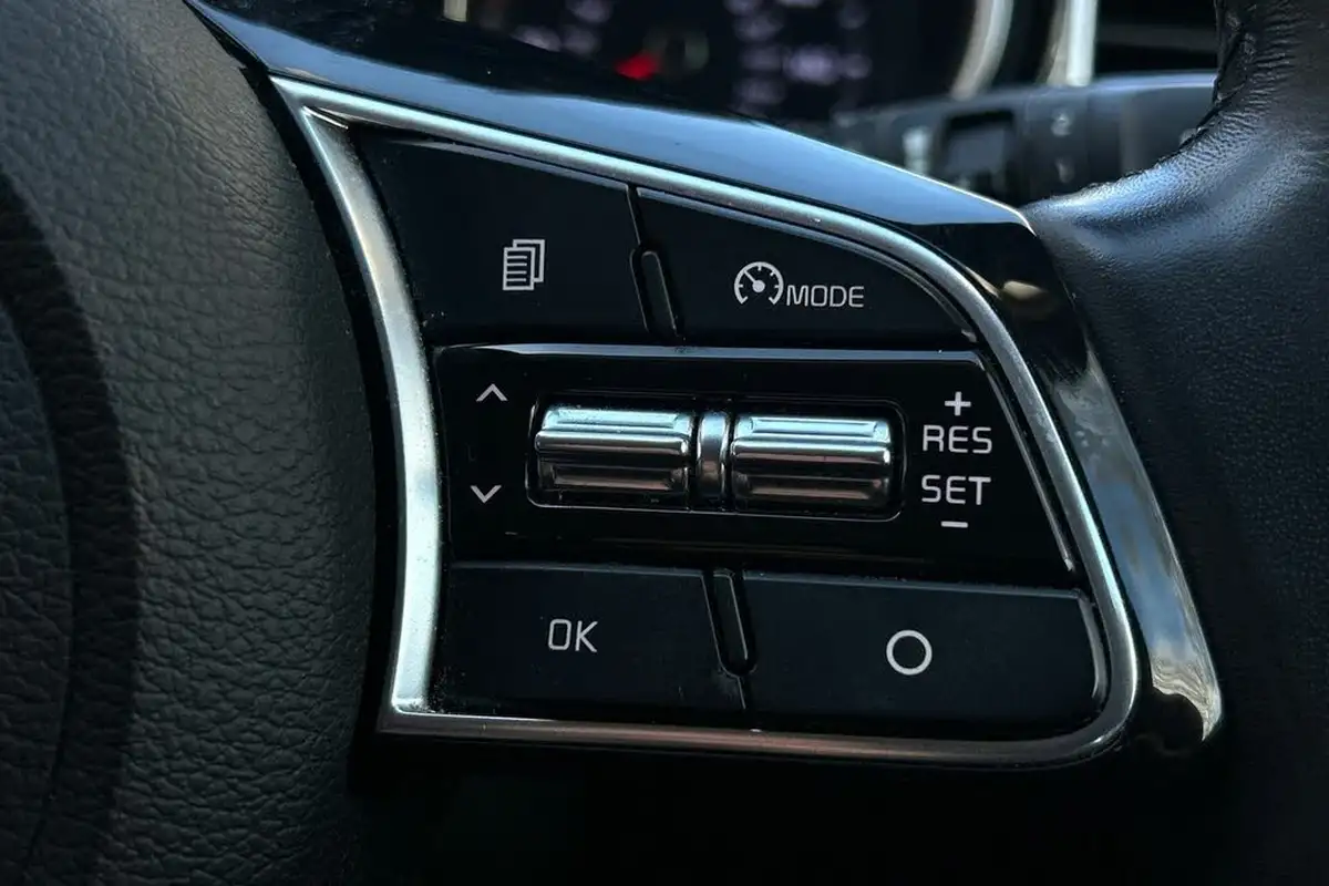 2020-kia-xceed-14-t-gdi-3-dct-big-8