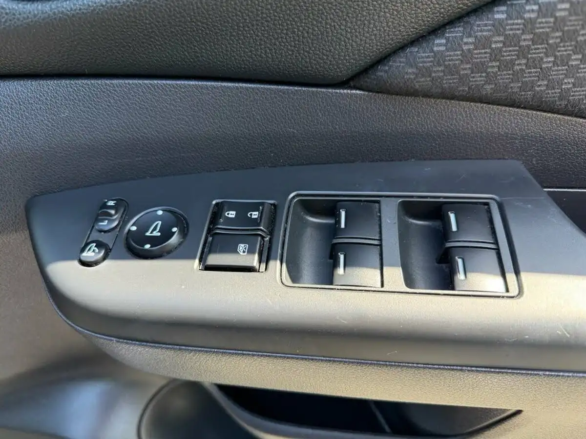 2017-honda-cr-v-16i-dtec-se-plus-navi-120ps-2wdss-big-25
