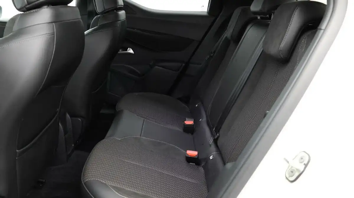 2021-ds-ds-3-crossback-12-puretech-performance-line-130ps-big-15
