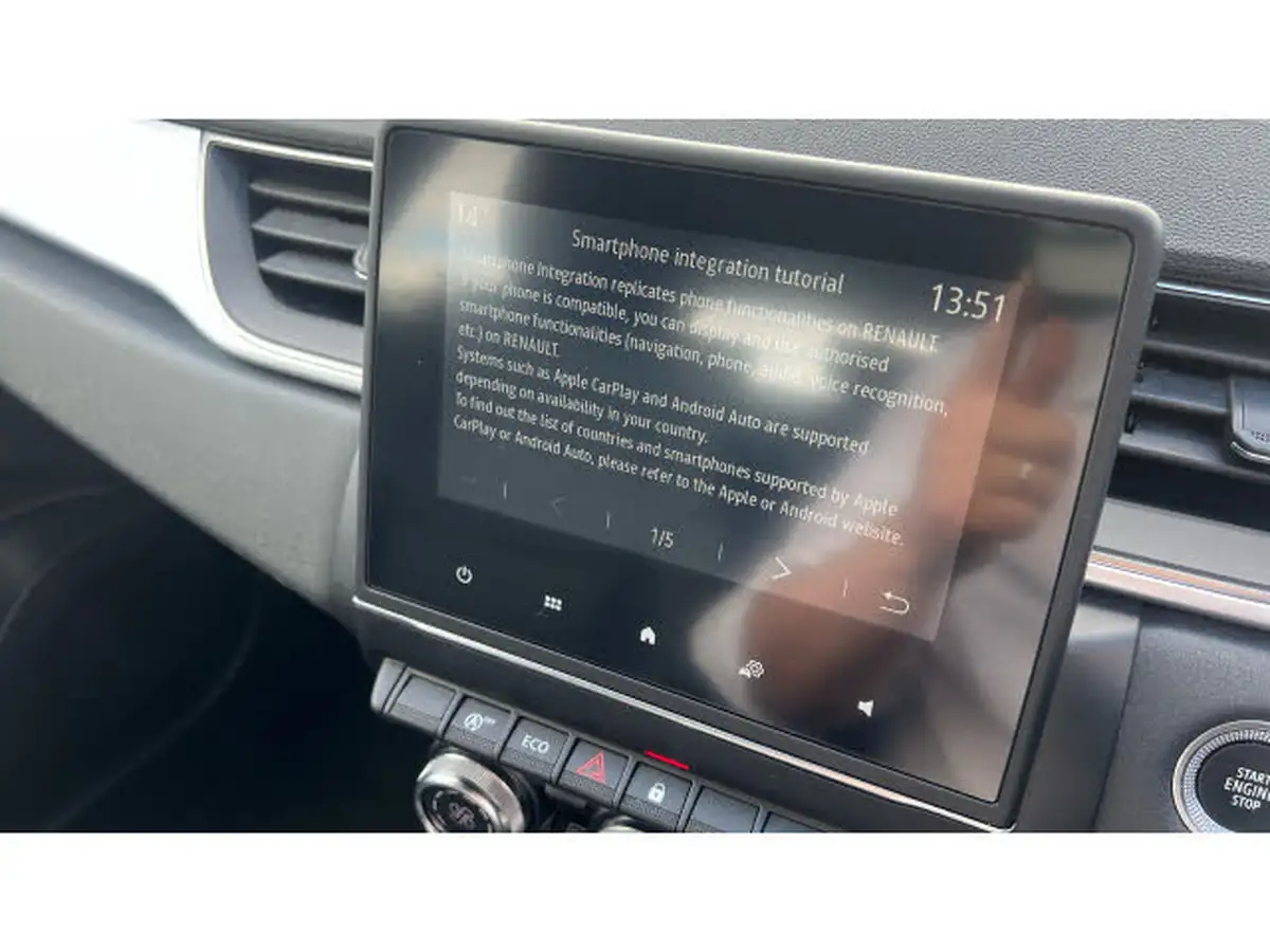 2021-renault-captur-10-tce-play-100bhp-big-28