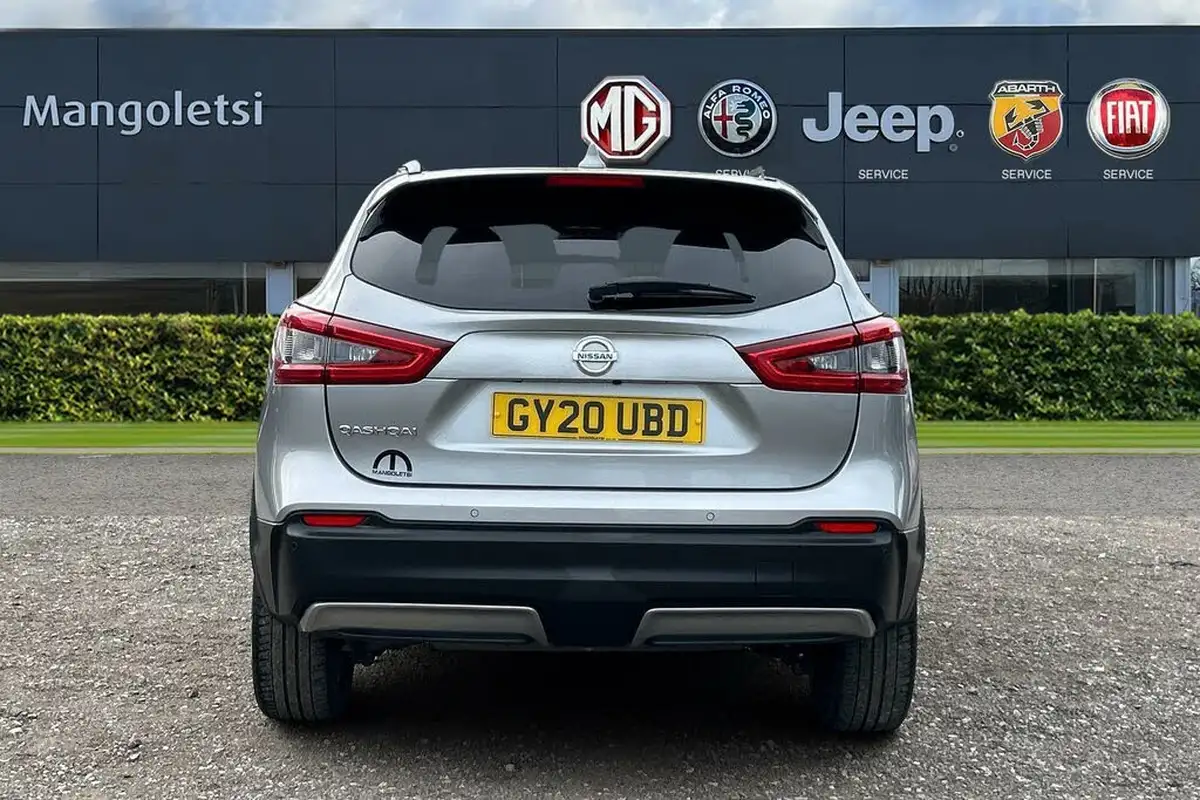 2020-nissan-qashqai-13-dig-t-n-connecta-160ps-dct-big-3
