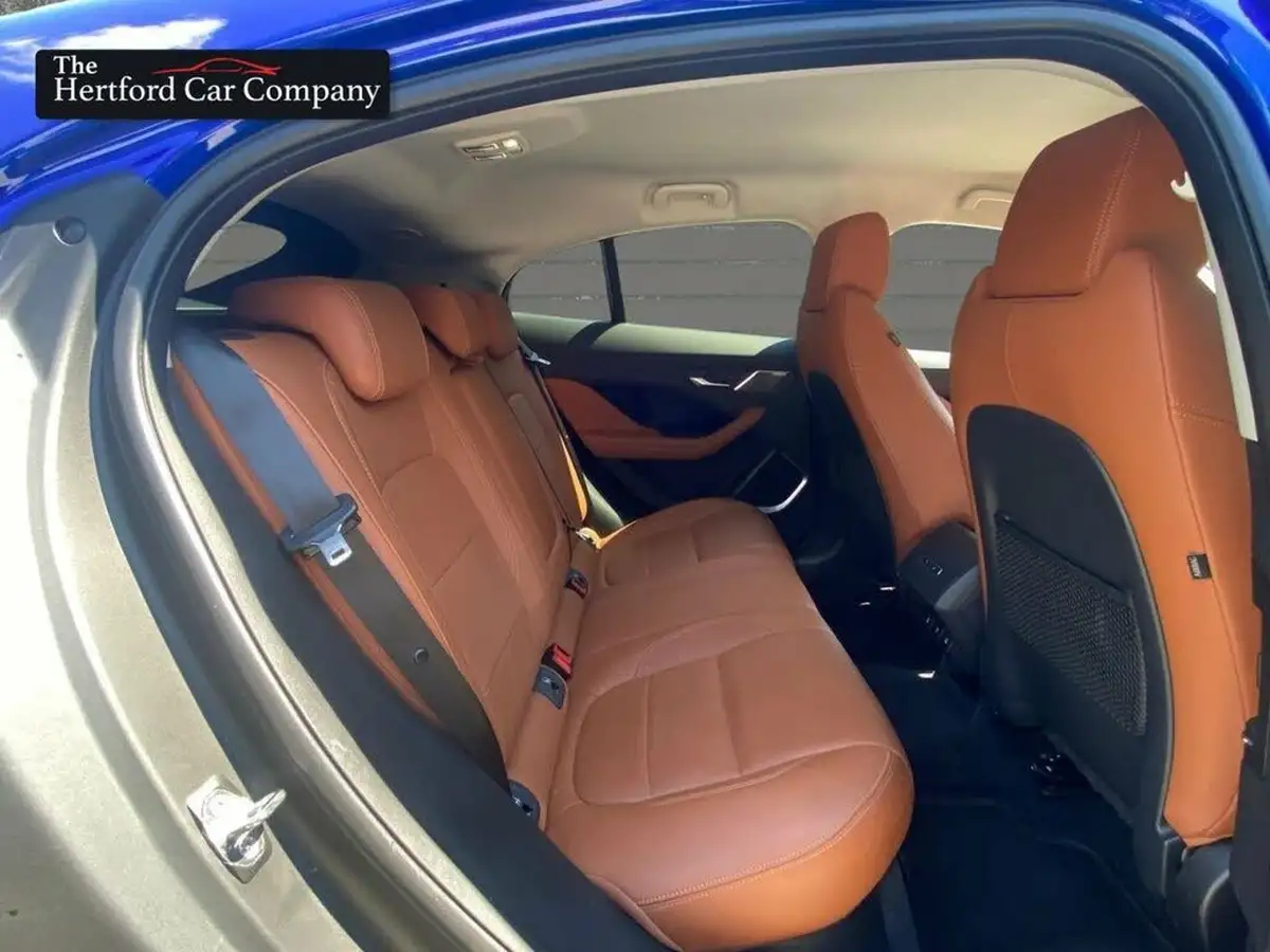 2019-jaguar-i-pace-ev400-hse-big-11
