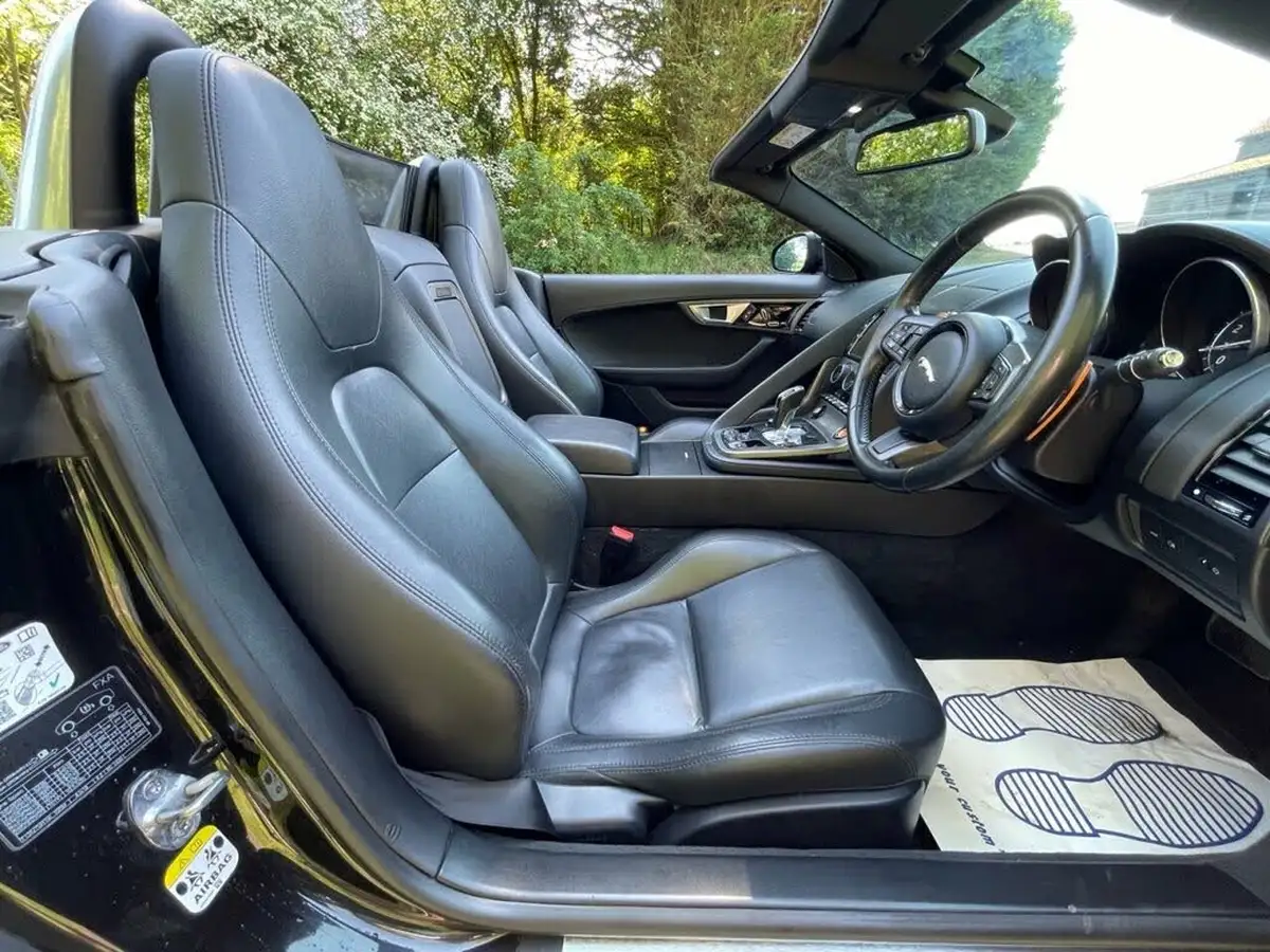 2017-jaguar-f-type-30-v6-sc-s-convertible-auto-big-30