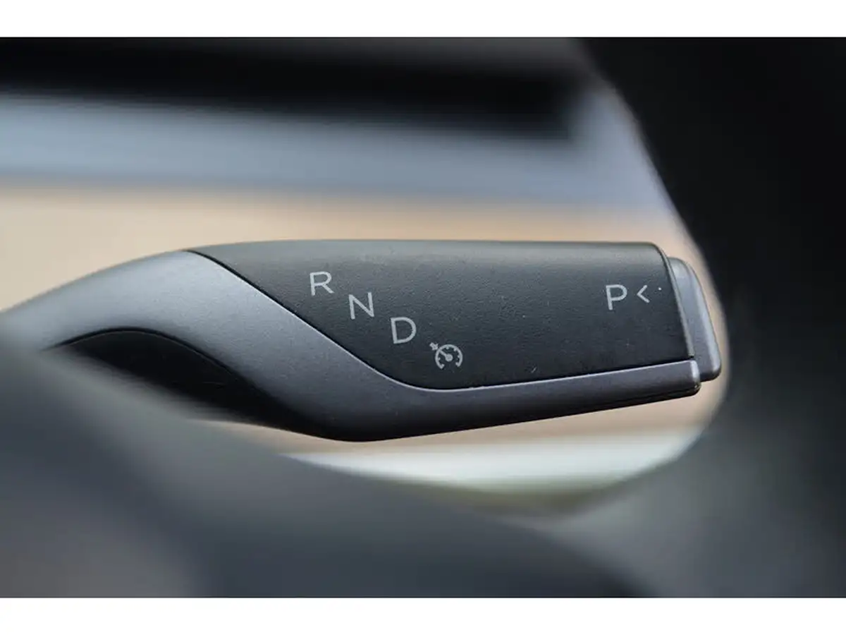 2021-tesla-model-3-e-standard-plus-big-28