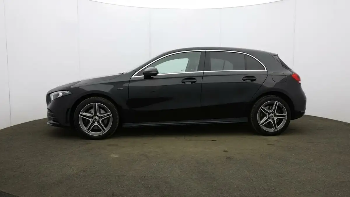 2021-mercedes-benz-a-class-13-a250e-amg-line-hatchback-5d-big-45