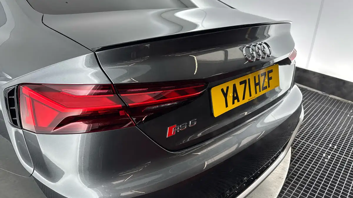 2022-audi-rs5-29-tfsi-coupe-2d-big-32