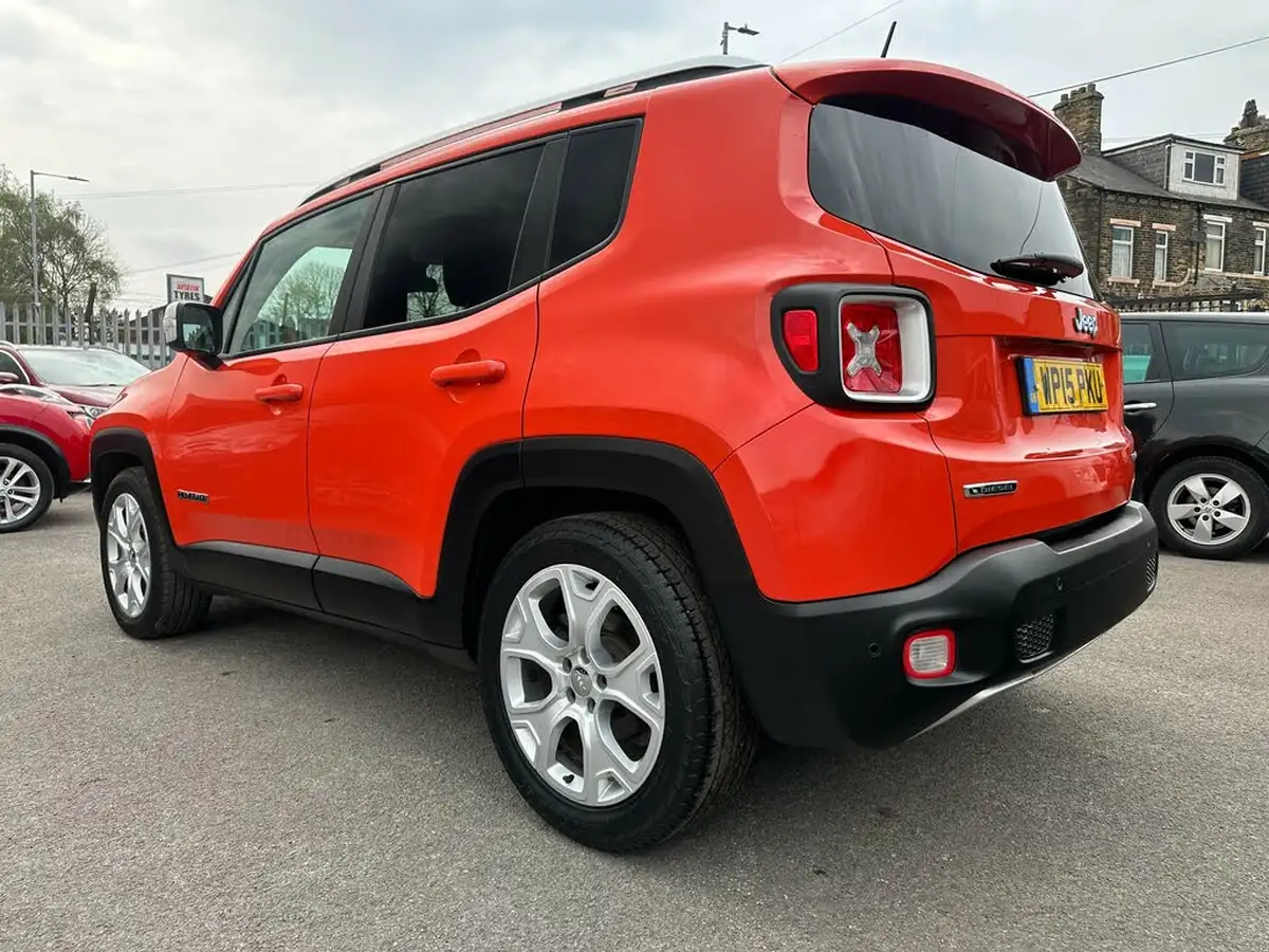 2015-jeep-renegade-16td-limited-big-12