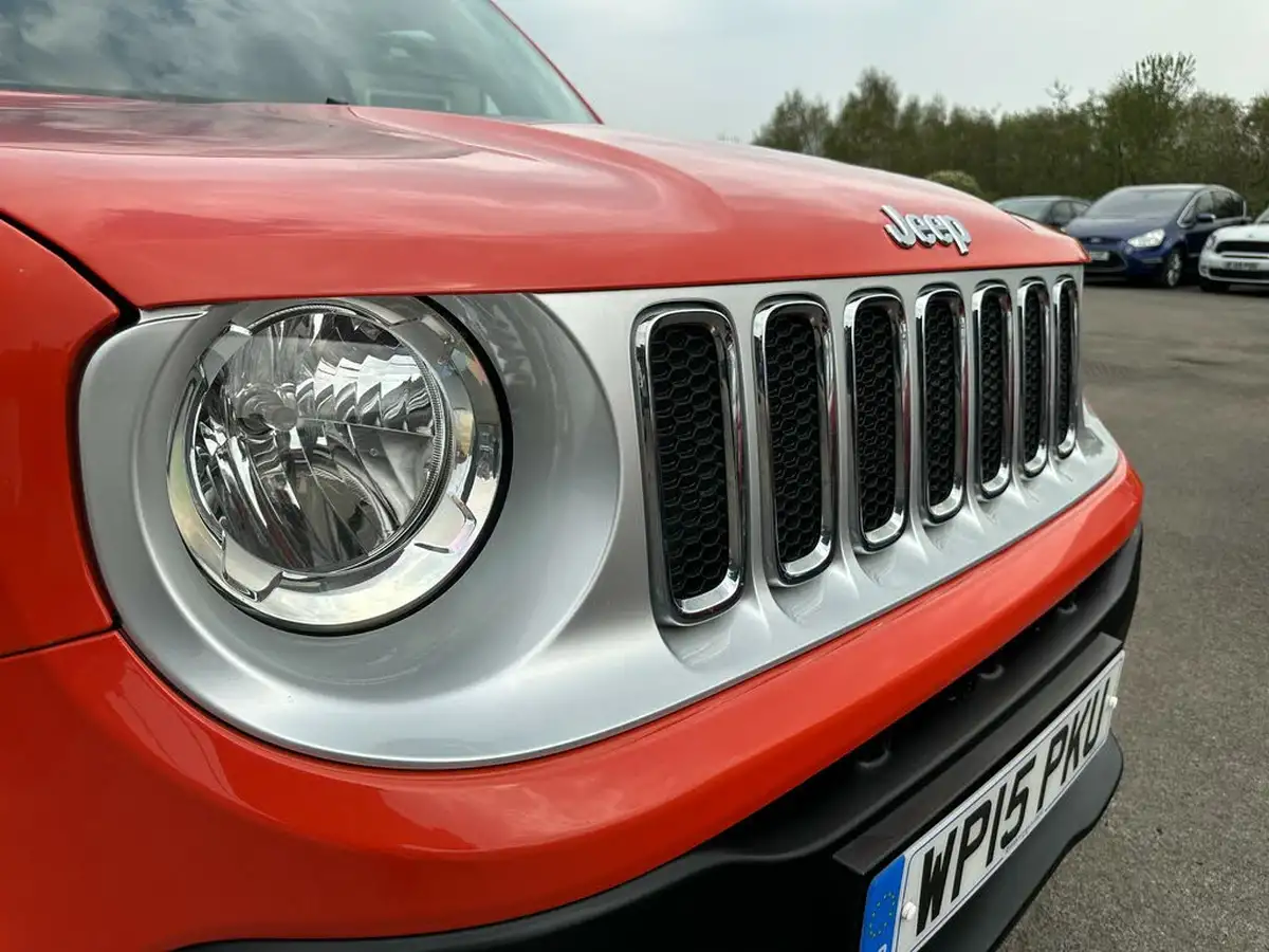 2015-jeep-renegade-16td-limited-big-8