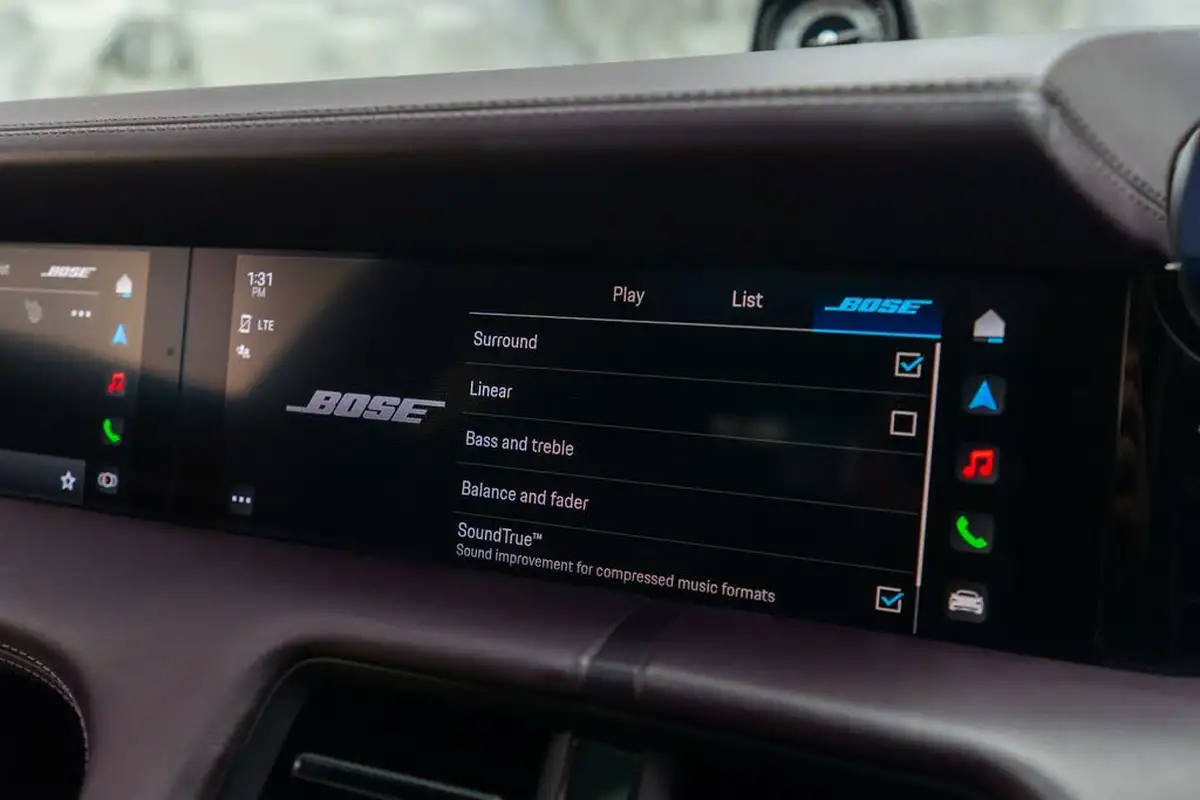 2020-porsche-taycan-e-turbo-big-26