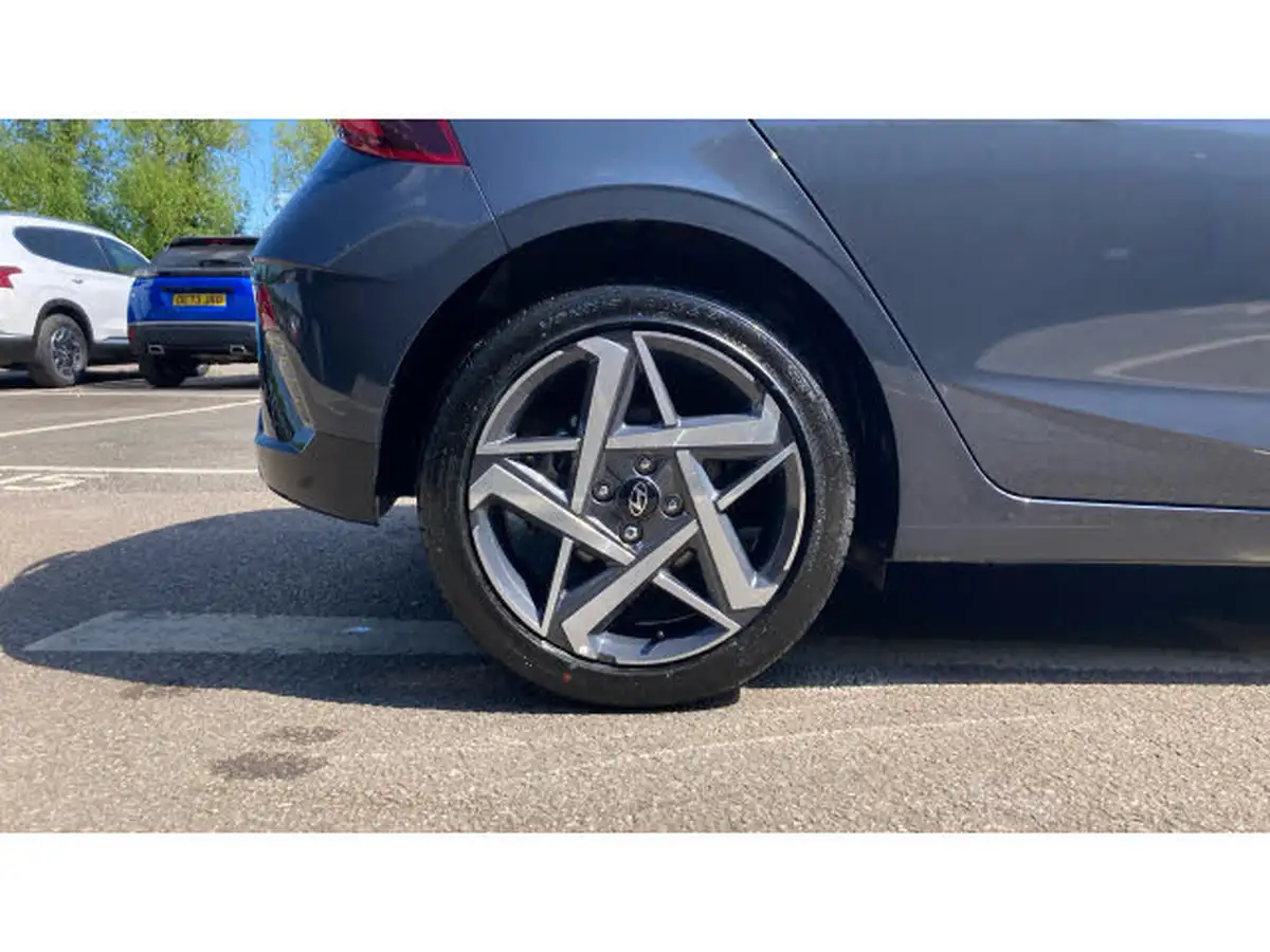 2024-hyundai-i20-10-t-gdi-premium-big-6