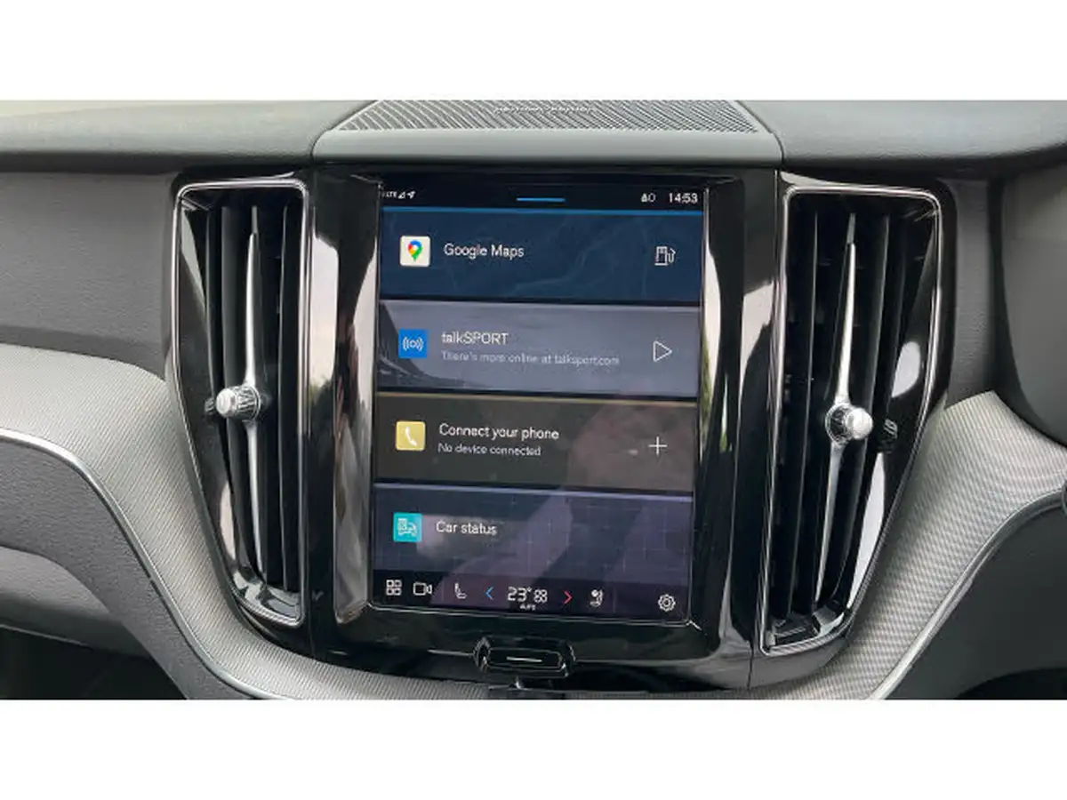 2024-volvo-xc60-20-b5-plus-big-20