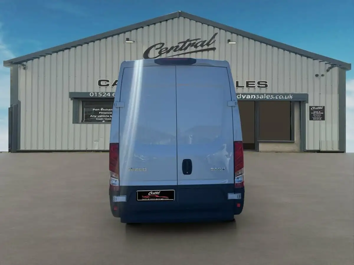 2023-iveco-daily-s-class-23td-35s14v-business-3520mm-h2-136pseu6dt-big-3