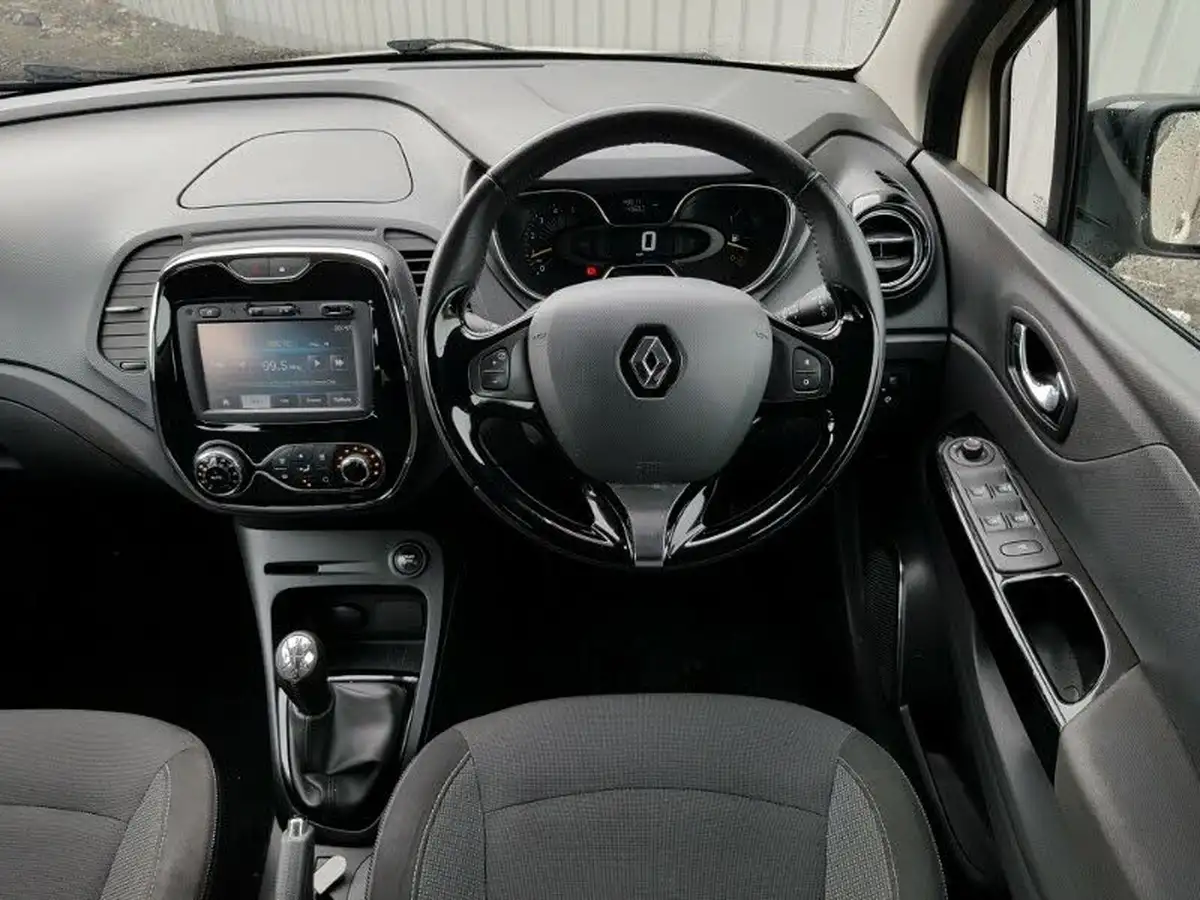 2015-renault-captur-15dci-dynamique-90bhp-energyss-big-6
