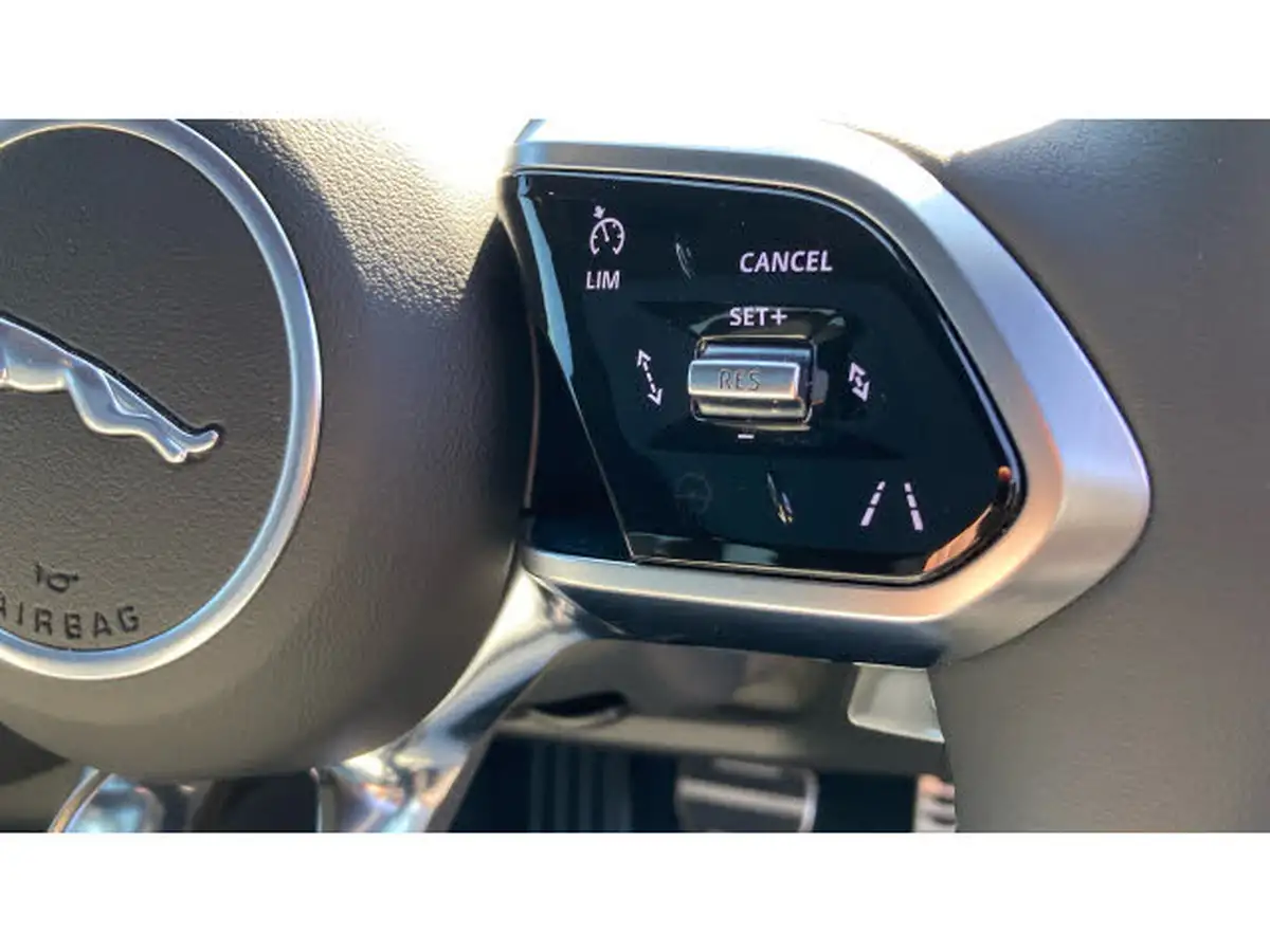 2024-jaguar-e-pace-20-d200-r-dynamic-se-black-big-43