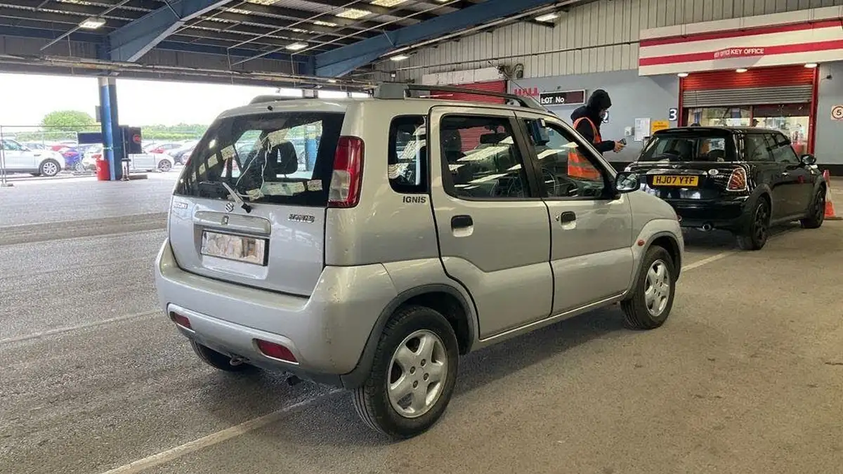 2001-suzuki-ignis-13-gl-5d-auto-big-3