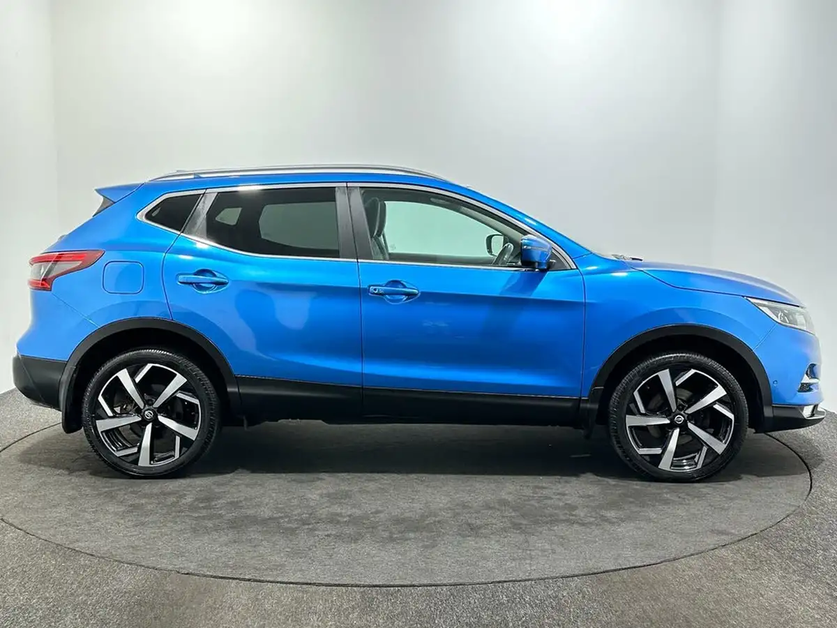 2017-nissan-qashqai-16-dig-t-tekna-big-8
