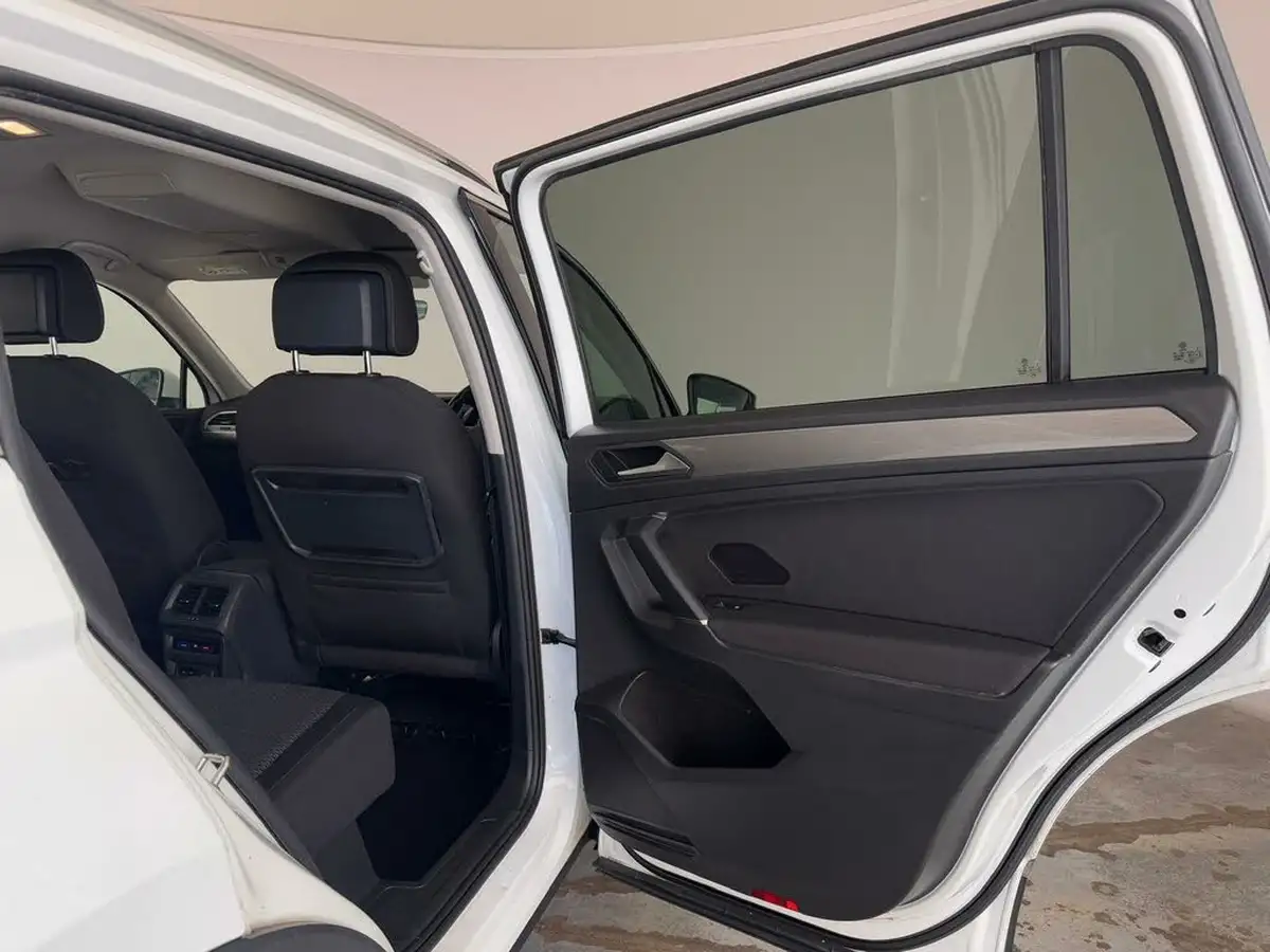 2019-volkswagen-tiguan-allspace-20tdi-match-150ps-4motion-dsg-big-23