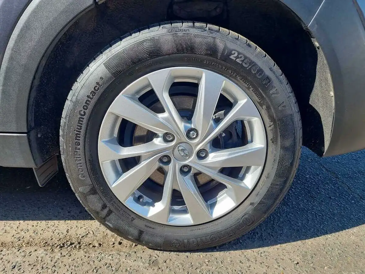 2021-hyundai-tucson-16crdi-se-nav-136ps-dct-big-4