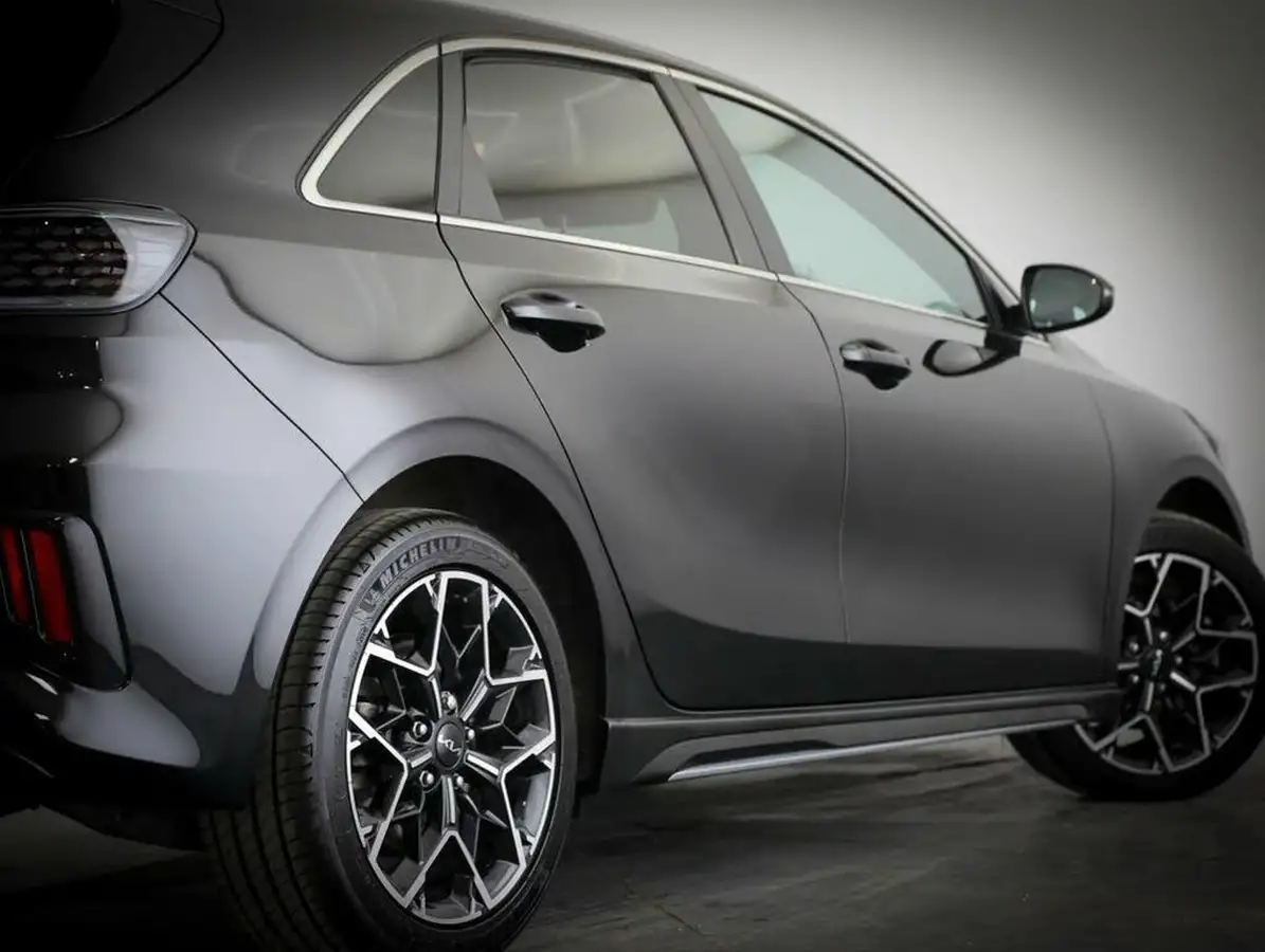 2024-kia-ceed-15-t-gdi-gt-line-138bhp-big-7