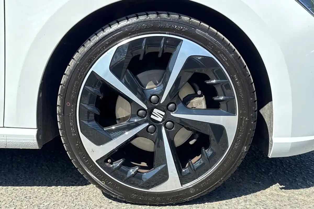 2022-seat-ibiza-10-tsi-fr-sport-110ps-dsg-big-10