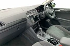 2022-volkswagen-tiguan-15-tsi-elegance-small-1