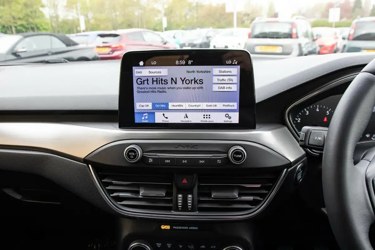 2020-ford-focus-10t-titanium-edition-125ps-hybrid-mhev-hatchback-big-22