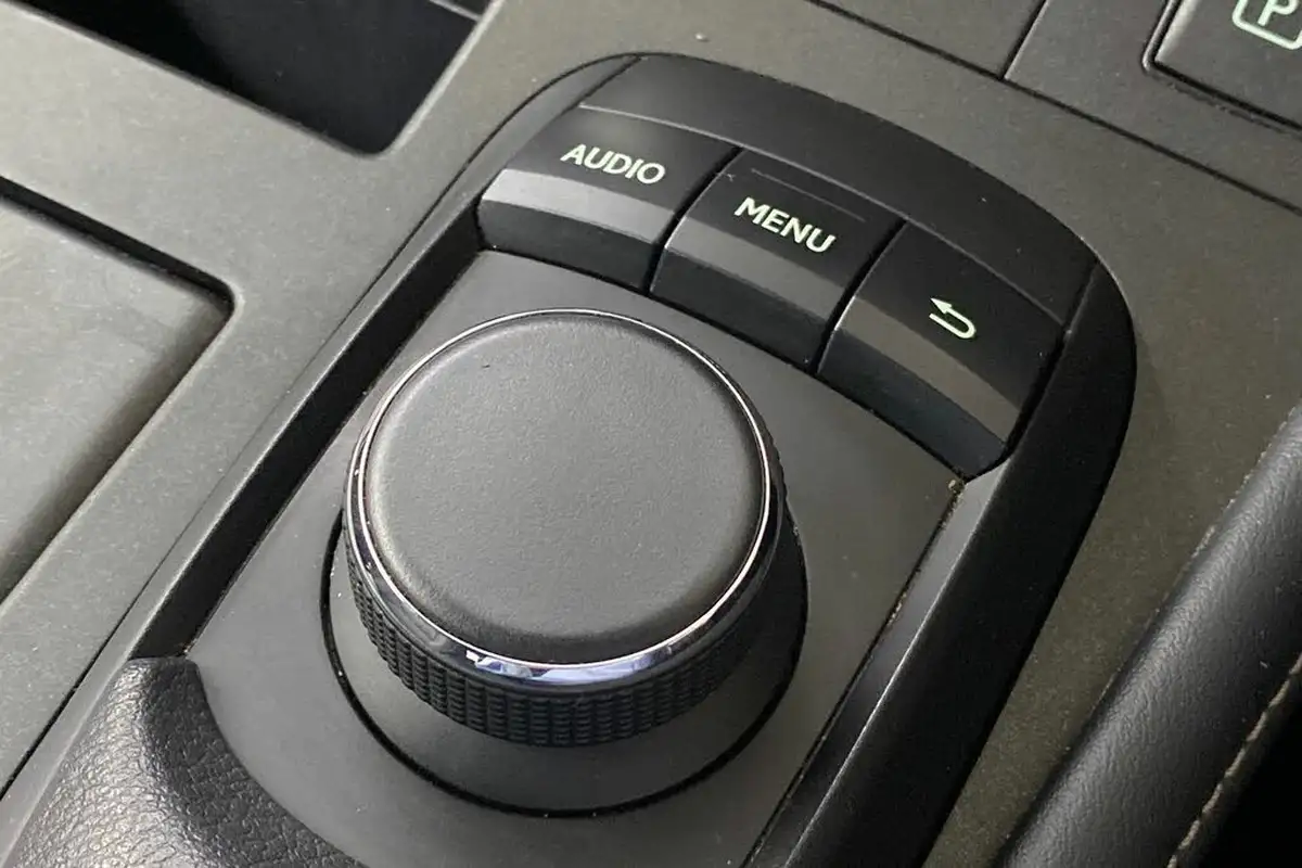 2018-lexus-ct-200h-18-f-sport-big-34